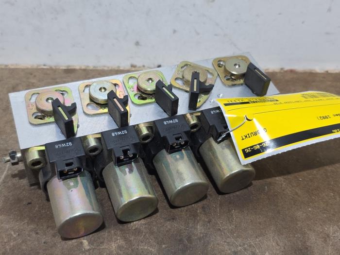 Begagnade Hydraulpump Mercedes SL (R129) 3.0 300 SL Pris € 151,25 Inklusive moms erbjuds av Autoparts Van De Velde