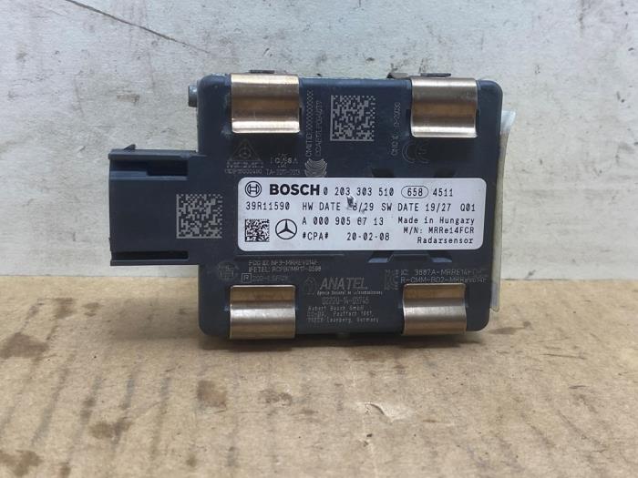 Begagnade Radarsensor Mercedes C (R205) C-180 1.5 EQ Boost Pris € 242,00 Inklusive moms erbjuds av Autoparts Van De Velde