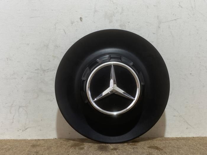 Używane Kolpak Mercedes E Estate (S213) 4.0 E-63 S AMG V8 Turbo 4-Matic+ Cena € 108,90 Z VAT oferowane przez Autoparts Van De Velde