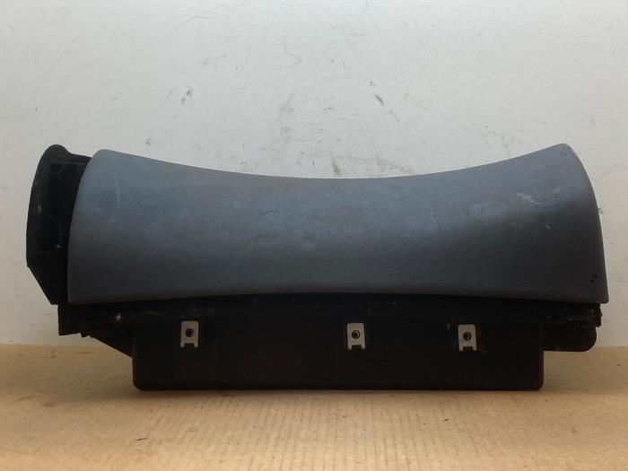 Begagnade Handskfack Mercedes SL (R230) 3.7 SL-350 V6 18V Pris på förfrågan erbjuds av Autoparts Van De Velde