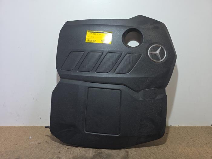 Gebrauchte Abdeckblech Motor Mercedes C (W205) C-180d 1.6 Turbo 16V Preis auf Anfrage angeboten von Autoparts Van De Velde