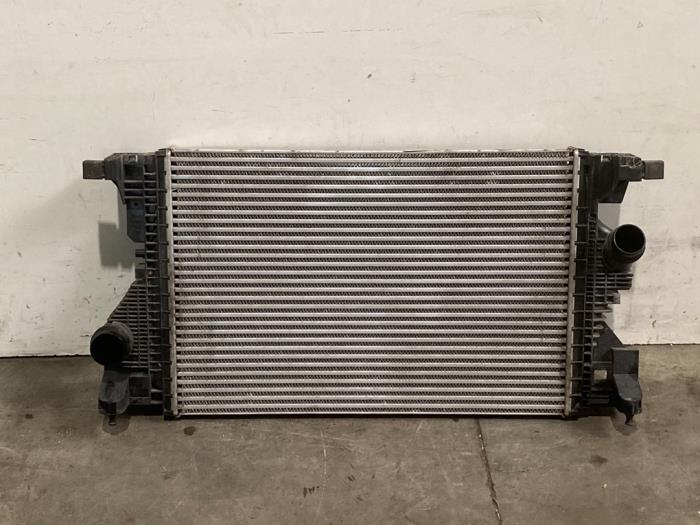 Intercooler Mercedes CLA Shooting Brake (118.6), 2019 1.3 CLA-180 Turbo 16V, Combi, Essence, 1.332cc, 100kW (136pk), FWD, M282914, 2019-06, 118.684 (Occasion)