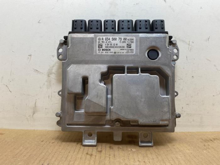 Używane Komputer pokladowy Mercedes C (W205) C-180d 1.6 Turbo 16V Cena € 181,50 Z VAT oferowane przez Autoparts Van De Velde