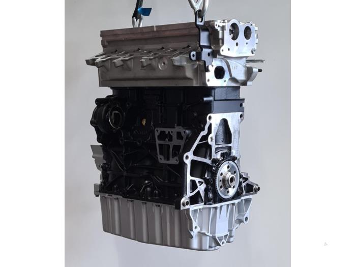 Motor de un Volkswagen Multivan T5 (7E/7HC/7HF/7HM) 2.0 TDI 16V 2012