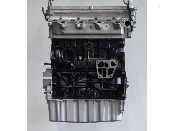 Motor de un Volkswagen Multivan T5 (7E/7HC/7HF/7HM) 2.0 TDI 16V 2012