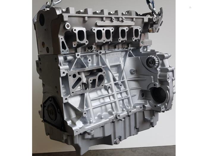 Engine from a Volkswagen Transporter T5 2.5 TDi 2005