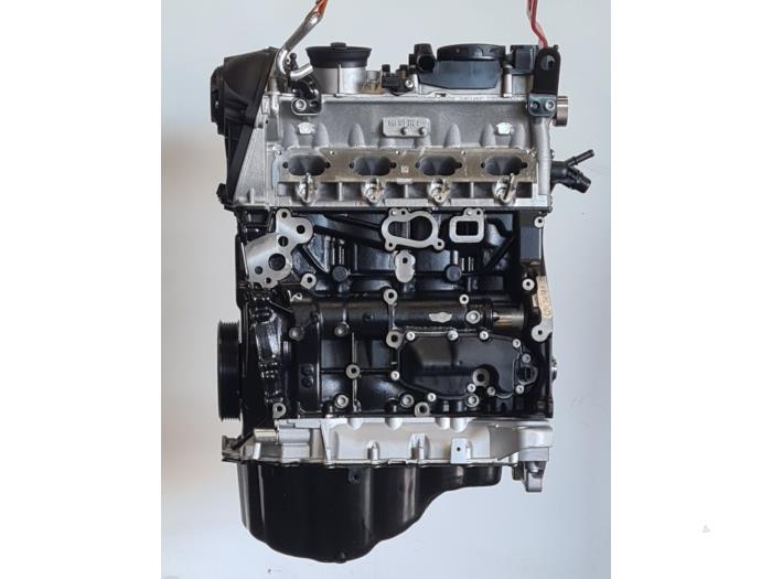 Engine from a Seat Exeo (3R2) 2.0 TSI 16V 2013