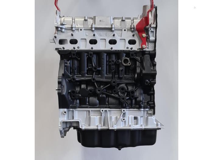 Motor van een Ford Transit 2.0 TDCi 16V Eco Blue 130 4x4 2019