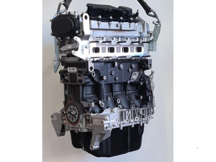 Motor van een Fiat Ducato (250) 2.3 D 130 Multijet Minibus Extralongo 2019
