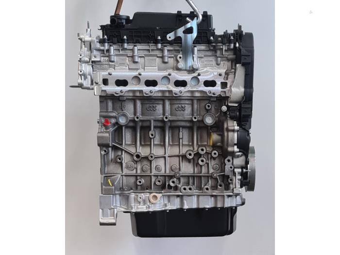 Motor van een Peugeot Boxer (U9) 2.0 BlueHDi 160 2021
