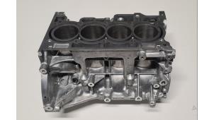 New Engine crankcase Renault Grand Scénic III (JZ) 1.4 16V TCe 130 Price € 786,50 Inclusive VAT offered by Helmondse Motoren Revisie B.V.