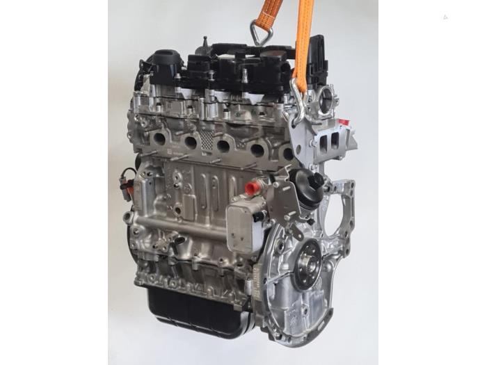 Motor van een Opel Vivaro Combi 1.5 CDTI 120 2022