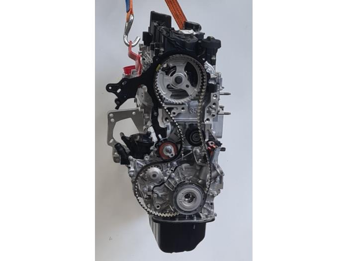 Motor van een Opel Vivaro Combi 1.5 CDTI 120 2022