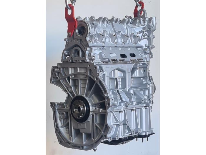 Engine from a Mercedes-Benz CLA (118.3) 1.3 CLA-200 Turbo 16V 2021