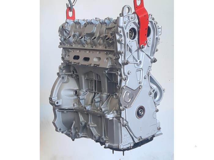 Engine from a Mercedes-Benz GLA (H247) 1.3 200 Turbo 16V 4-Matic 2020