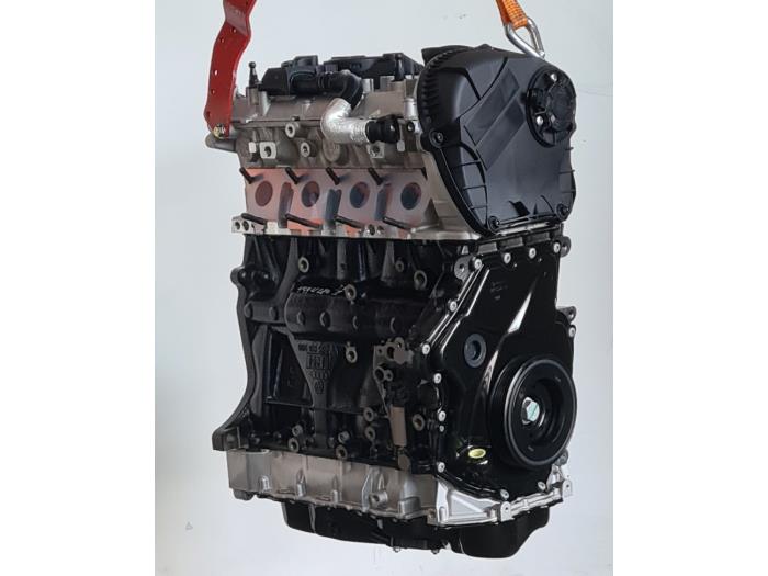 Engine from a Volkswagen Passat Variant (365) 2.0 TSI 16V 4Motion 2014