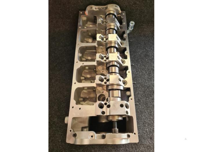 Zylinderkopf Volkswagen California T5, 2003 / 2015 2.5 TDi, CMP, Diesel, 2.460cc, 128kW (174pk), FWD, AXE; BPC, 2007-05 / 2009-11 (Neu)