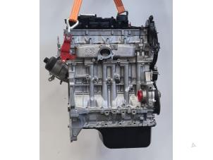 Engine from a Peugeot Expert (V1/VA/VB/VE/VF/VT/VY) 1.6 Blue HDi 115 2018
