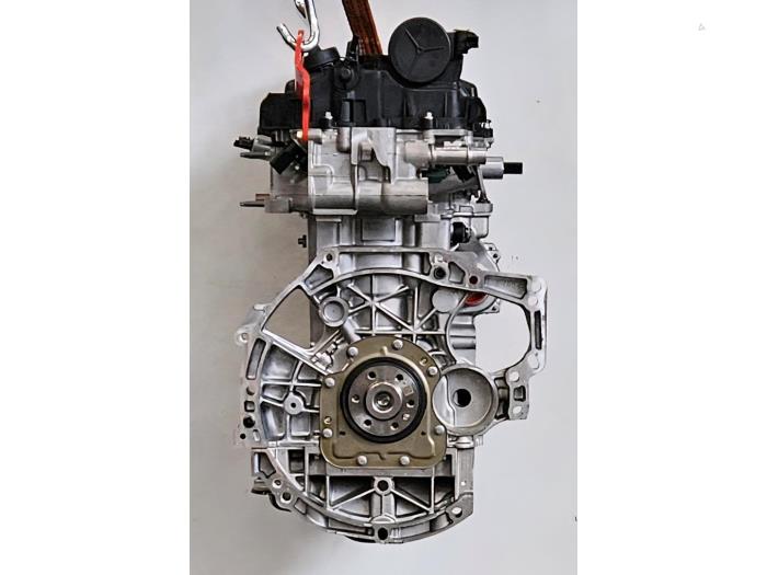Engine from a Opel Crossland (X) 1.2 12V Euro 6 2018
