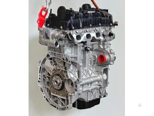 Engine from a Opel Crossland (X) 1.2 12V Euro 6 2018