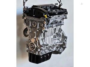 Engine from a Peugeot 508 (8D) 1.6 VTI 16V 2012