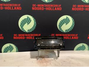 Usagé Radio/Lecteur CD Toyota Prius Prix € 80,00 Règlement à la marge proposé par Demontagebedrijf Noord-Holland