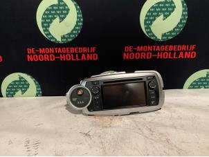 Usagé Système navigation Toyota Prius Prix € 240,00 Règlement à la marge proposé par Demontagebedrijf Noord-Holland