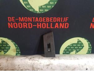 Usados Interruptor de ventanilla eléctrica Volkswagen Passat Precio € 20,00 Norma de margen ofrecido por Demontagebedrijf Noord-Holland