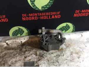 Usagé Support pompe clim Audi A7 Prix € 40,00 Règlement à la marge proposé par Demontagebedrijf Noord-Holland