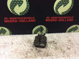 Used Rear brake calliper, right BMW 3-Serie Price € 30,00 Margin scheme offered by Demontagebedrijf Noord-Holland
