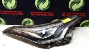 Gebrauchte Scheinwerfer rechts Toyota C-HR Preis € 100,00 Margenregelung angeboten von Demontagebedrijf Noord-Holland
