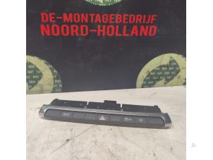 Używane Przelacznik swiatel awaryjnych Audi A3 Cena € 35,00 Procedura marży oferowane przez Demontagebedrijf Noord-Holland