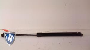 Used Set of gas struts for boot Volvo V60 I (FW/GW) 2.0 D4 16V Price € 30,19 Inclusive VAT offered by Vollux Carparts B.V.