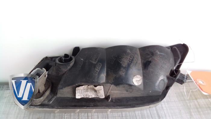 Daytime running light, left from a Volvo XC60 I (DZ) 2.4 D5 20V AWD Geartronic 2012