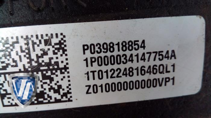 Rear seatbelt, left from a Volvo XC60 I (DZ) 2.4 D5 20V AWD Geartronic 2012