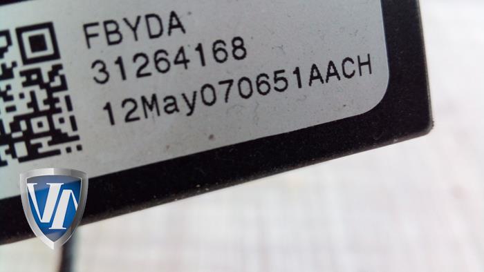 Wiper switch from a Volvo XC60 I (DZ) 2.4 D5 20V AWD Geartronic 2012