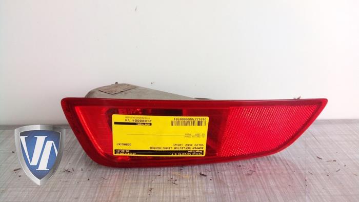 Rear bumper reflector, left from a Volvo XC60 I (DZ) 2.4 D5 20V AWD Geartronic 2012