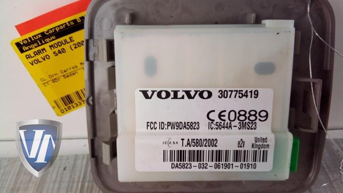 Module alarme d'un Volvo S40 (MS) 2.0 16V 2007