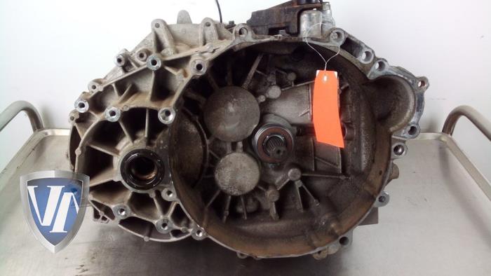 Gebrauchte Getriebe Volvo V70 (BW) 2.4 D 20V Preis € 605,00 Mit Mehrwertsteuer angeboten von Vollux Carparts B.V.