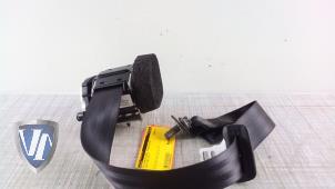 Used Rear seatbelt, centre Volvo S60 II (FS) 2.0 D3 20V Price € 84,64 Inclusive VAT offered by Vollux Carparts B.V.