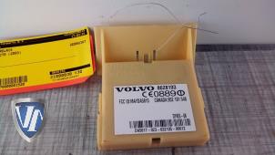 Usados Relé de alarma Volvo C70 (NC) 2.0 T 20V Precio € 21,72 IVA incluido ofrecido por Vollux Carparts B.V.
