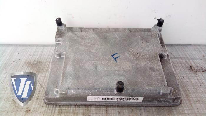 Used Engine management computer Volvo S40 (MS) 1.8 16V Price € 84,64 Inclusive VAT offered by Vollux Carparts B.V.