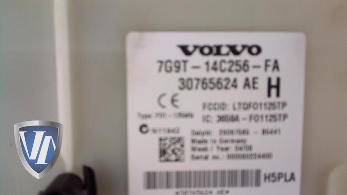 Module électronique central d'un Volvo V70 (BW) 2.4 D5 20V 2008