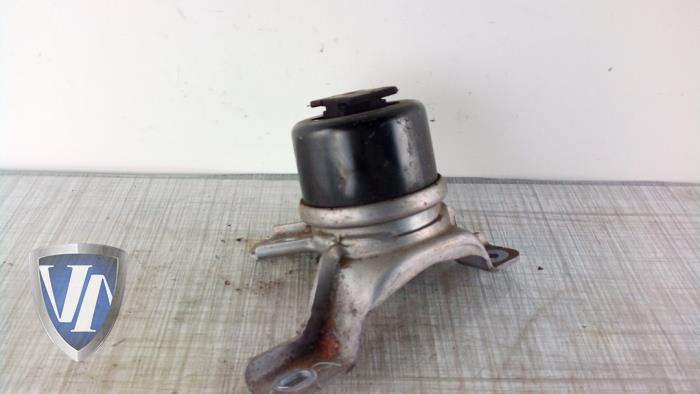 Usagé Support moteur Volvo S80 (AR/AS) 2.5 T Turbo 20V Prix € 24,14 Prix TTC proposé par Vollux Carparts B.V.