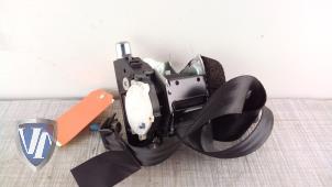 Used Rear seatbelt, centre Volvo S60 II (FS) 2.0 D4 16V Price € 42,29 Inclusive VAT offered by Vollux Carparts B.V.