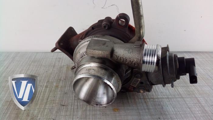 Turbo from a Volvo XC60 I (DZ) 2.4 D5 20V AWD Geartronic 2012