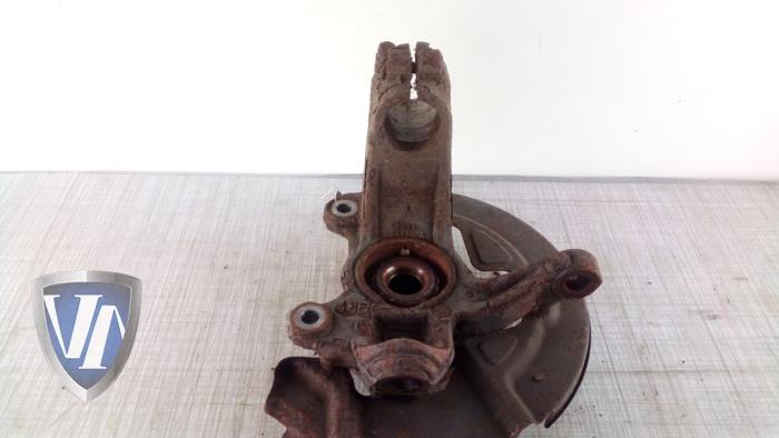 Knuckle, front right from a Volvo V60 I (FW/GW) 1.6 DRIVe 2012