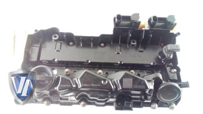 Ventildeckel van een Volvo V60 I (FW/GW) 2.0 D4 16V 2014