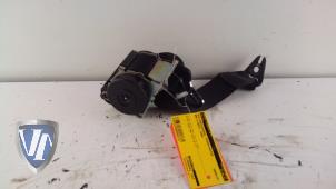 Used Rear seatbelt, centre BMW 3 serie (E90) 318i 16V Price € 36,30 Inclusive VAT offered by Vollux Carparts B.V.