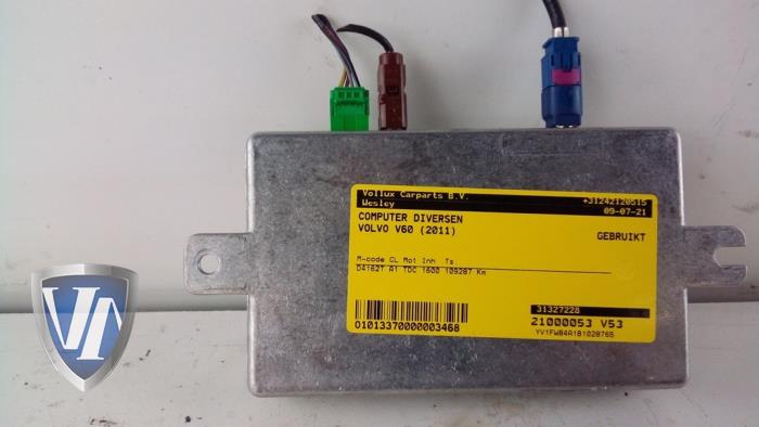 Usagé Ordinateur divers Volvo V60 I (FW/GW) 1.6 DRIVe Prix € 121,00 Prix TTC proposé par Vollux Carparts B.V.